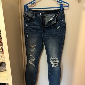 Lucky Brand Blue Skinny Jeans with Distressed Style